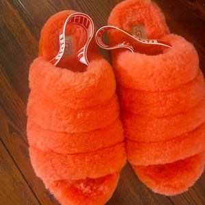 Ugg Fluff slide slippers.
